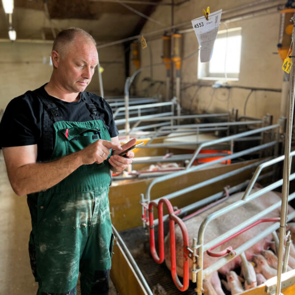 1b517859-d15c-4b1b-ada3-1e07a7b1866a